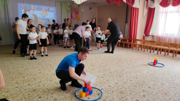 "День здоровья в детском саду: как прошло мероприятие 'Папа, мама, я – спортивная семья'" "День здоровья в детском саду: как прошло мероприятие 'Папа, мама, я – спортивная семья'".